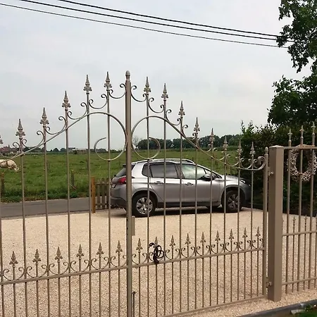 Bed & Breakfast Entre Monts Et Collines Et En Option Mont-de-l'Enclus